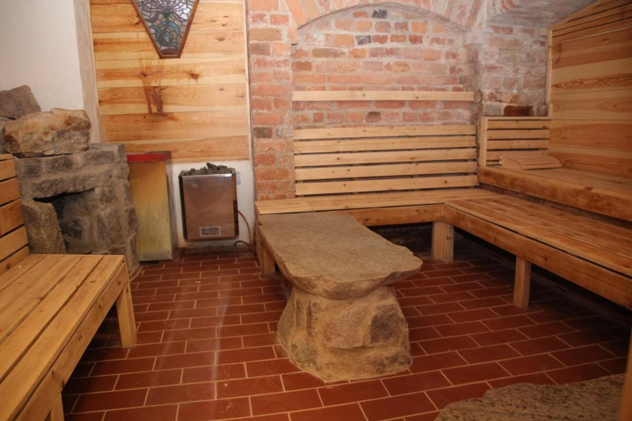 Landhotel Storchenkrug Rühstädt Extérieur photo