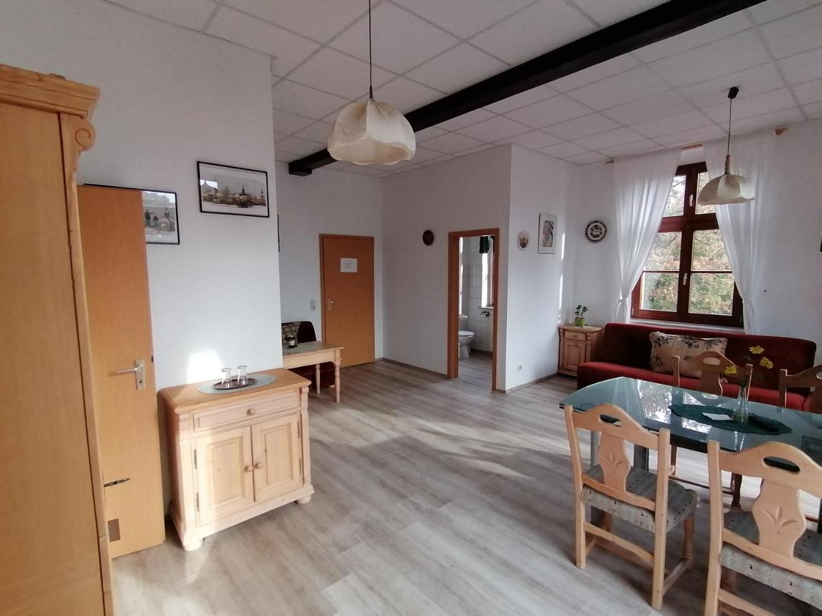 Landhotel Storchenkrug Rühstädt Extérieur photo