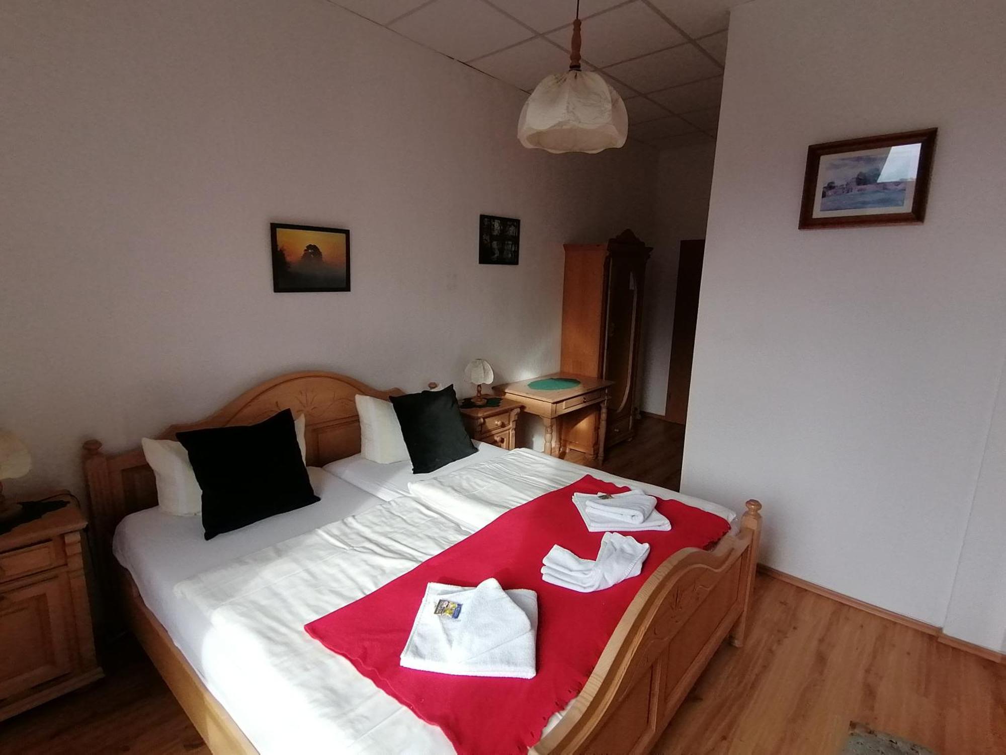 Landhotel Storchenkrug Rühstädt Extérieur photo